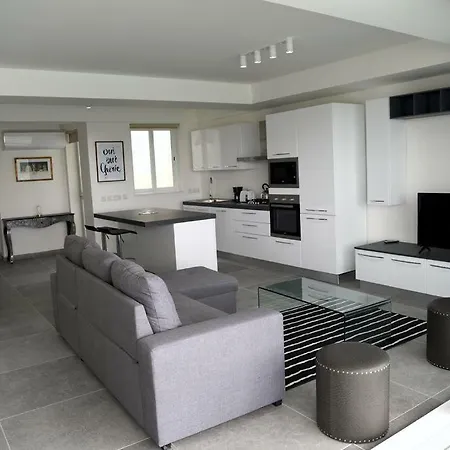 Apartment 7