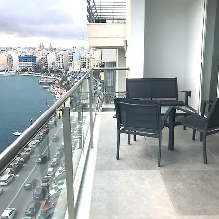 شقة 7 سليمة